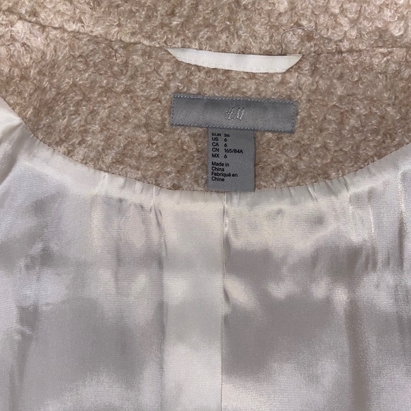 Beige/cream woman’s tweed winter coat - Picture 5 of 6